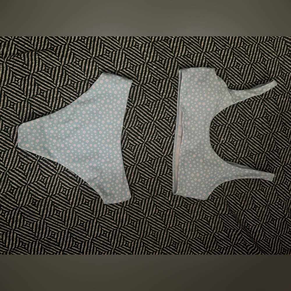 SHEIN, teal daisy swimsuit set